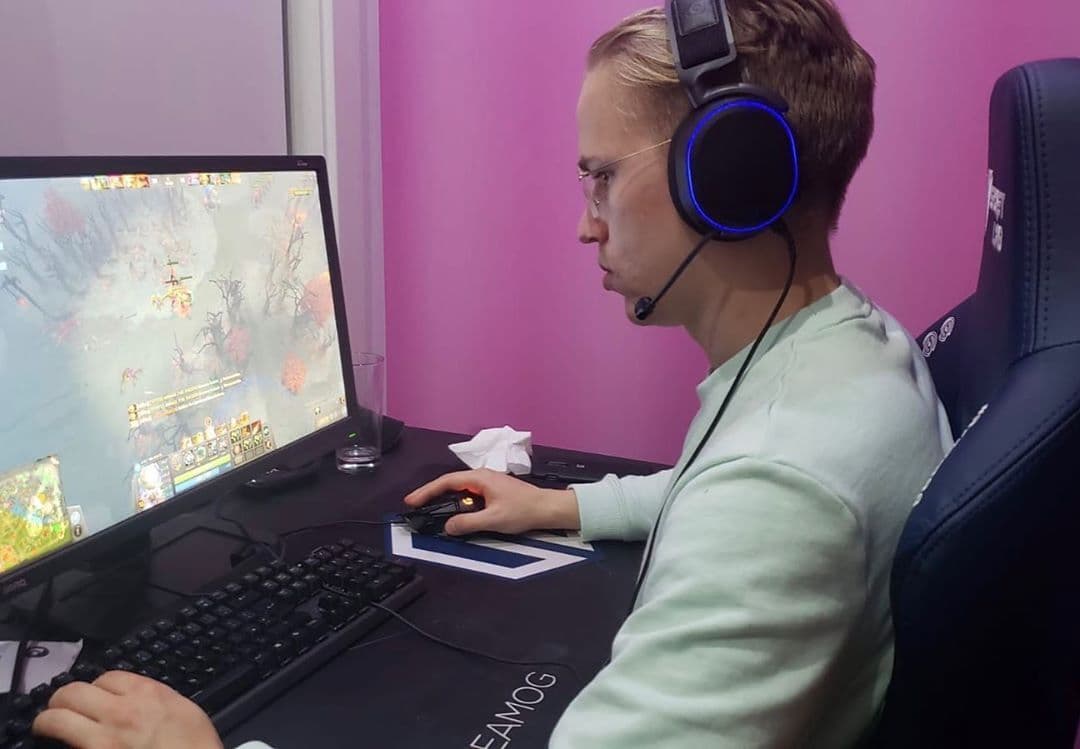 OG x Secretlab Giveaway article image
